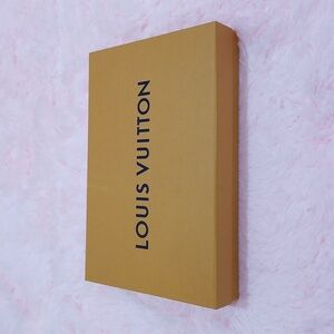 Louis Vuitton wallet box